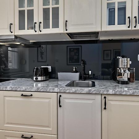 Iva'S Central Apartment Zagreb Ngoại thất bức ảnh