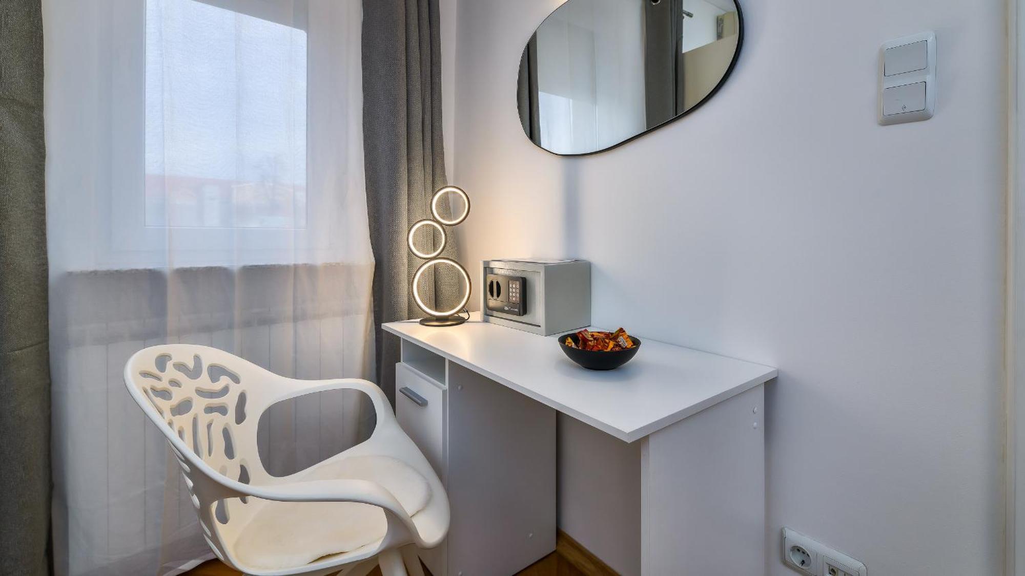Iva'S Central Apartment Zagreb Ngoại thất bức ảnh
